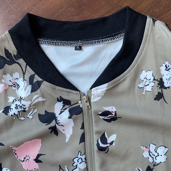 Brand New Bomber Jacket - Picture 2 of 4